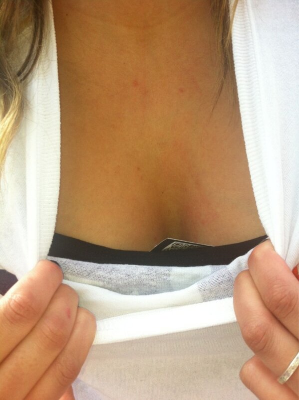 ZeeLav's tweet image. #dumpingzone @tinetweets11