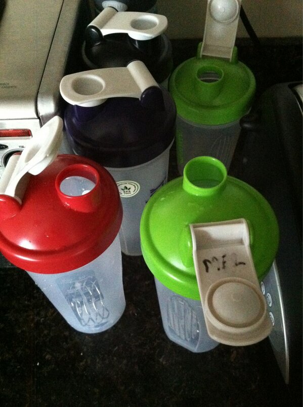 302RandyBoyz's tweet photo. Do you even lift, bro? http://t.co/4K24M7lKxp