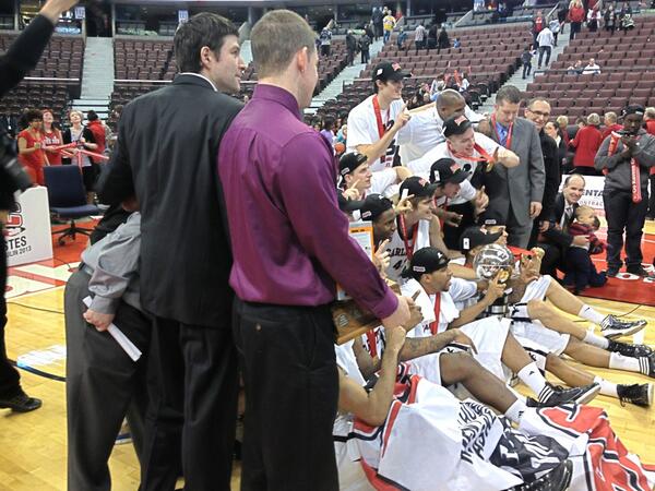 cismbb's tweet photo. 2013 #CISFINAL8 champs @CURavens #Celebrate http://t.co/TMTepYJTKI