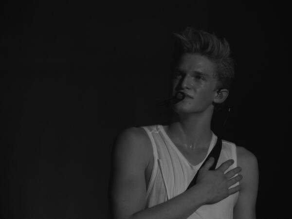 ELFDT's tweet photo. @codysimpson Cody, you were amazing ! We love you. #concert #paradise #belgium http://t.co/8bIoBK4NDx