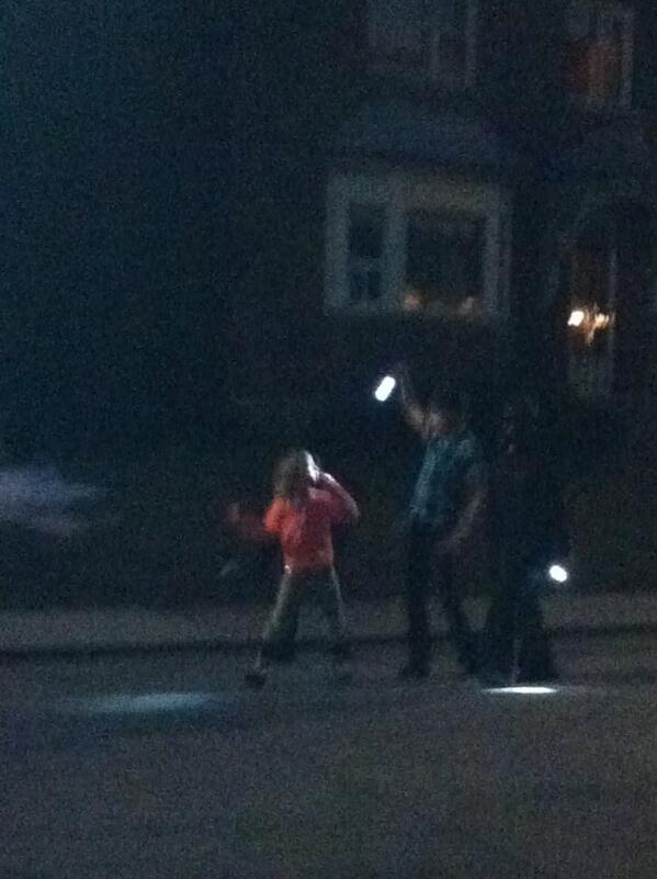 _haylsss_'s tweet image. #flashlighting #coolestneighbours @rylo2247 @bryantarczewski