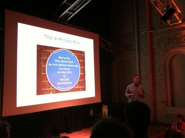 BillyKWIlson's tweet photo. @zappos talking #vegastech #DowntownVegas The new happiest place on earth. http://t.co/9CblF28GzL
