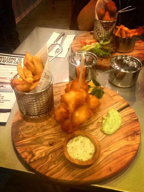 tom33wilko's tweet photo. @mz_kit haha I know - Usually just use this to stalk celebs &amp; show off food to @Klmoffat (like this) http://t.co/Mv3R7Ki7dw