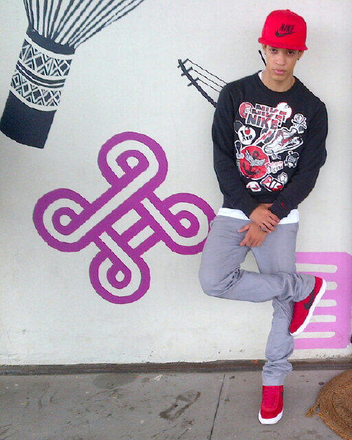 farrenheitdance's tweet photo. All Nike EVERYTHING! With @NSWZA just killed the auditions! Repping hard! #Assassins #GLiTCHBoTS  #RedBullBeatBattle http://t.co/CooNDarxR4