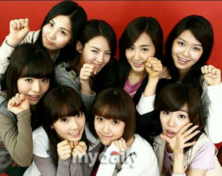 YuridiotRP's tweet photo. @Fkeleeseunggi Oppa.. if you make Yoona cries, don't ever think for running away from her eighth sisters. http://t.co/V7PtD9eydb