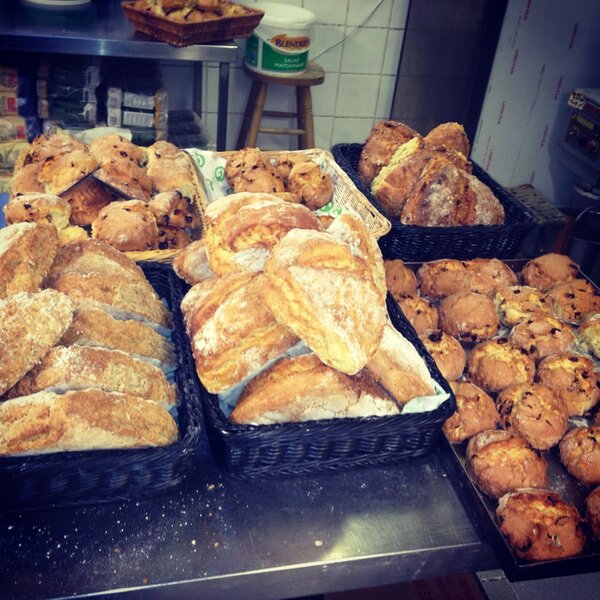 floracrowe's tweet image. And much much more....
Ready for home at 9am 
#realirishbread
#thatswhaticallbaking