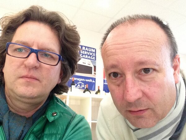 marcushintze's tweet photo. @StefanWiesen1 Hallo Stefan, liebe Grüsse senden dir Armin und Marcus http://t.co/ed7U3mJI3x