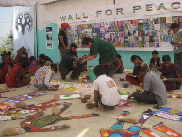 Nirvanavan's tweet photo. Children can do wonderful things if they are not dictated and that was the purpose of the workshop." http://t.co/WL7c539BZk