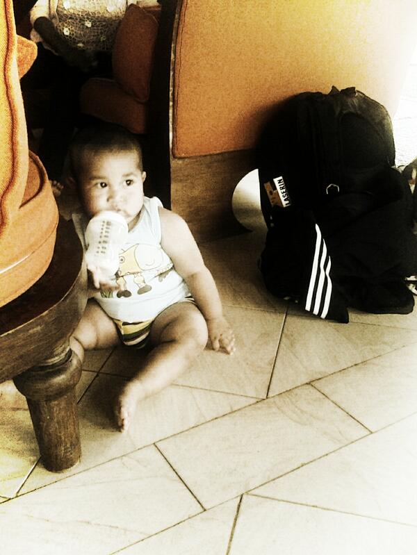 dwirayu's tweet photo. mau gendong anak ini..gemezzzz http://t.co/vi7eqLQzQj