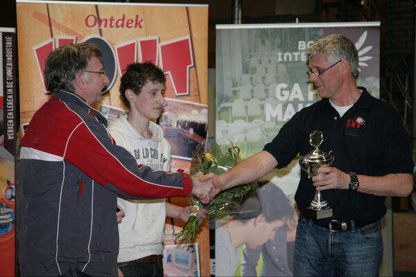 Prijsuitreiking bij de wedstrijd "Houttalent" 2013 bij SWV Hout in Woerden op vrijdag 8 maart.