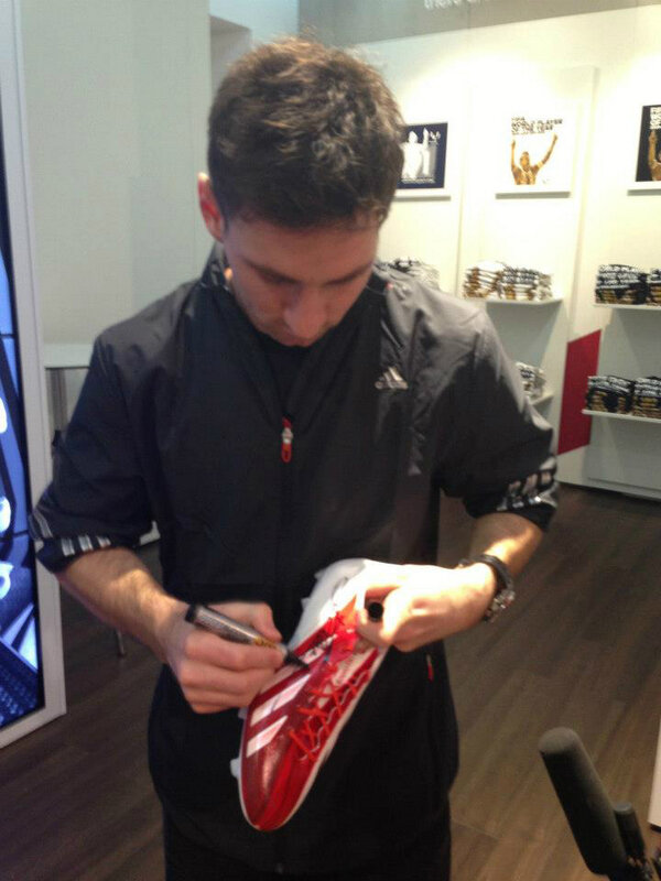 TeamMessi's tweet image. Last call to win these adizero f50 Messi signed by Leo! RT and follow us to enter the competition. #teammessi