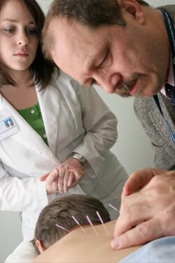 Acupuncture For Smoking: Does It Work? - fitnesstipsforlife.com/acupuncture-fo… #health, #diet,