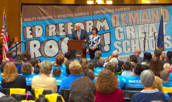 GovPenceIN's tweet photo. What a crowd! #GovPence joined #FirstLady Karen Pence on stage at the #EdReformRocks rally today at the Statehouse. http://t.co/lDJB0Lmnoh