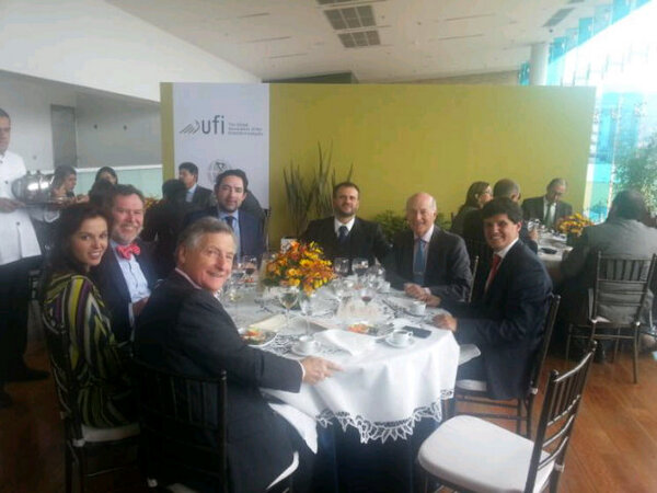 jotapemaglier's tweet image. Almuerzo en honor a @pwoodwardhk #ufilatam #afida