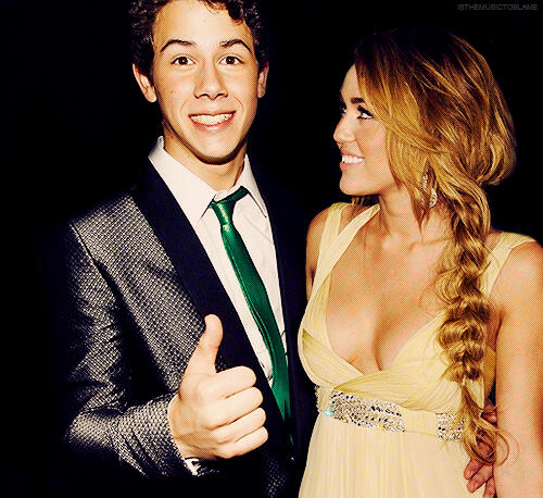 NileyHechos's tweet photo. #NileyManips :3 (esta en especial, me encanta*-*) http://t.co/Or54QS1c8y