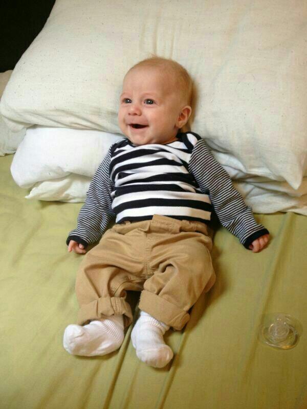 xstephaniec's tweet photo. Gorgeous smiles. #love #unconditional #perfect #babyboy http://t.co/FIQqwMkLAc