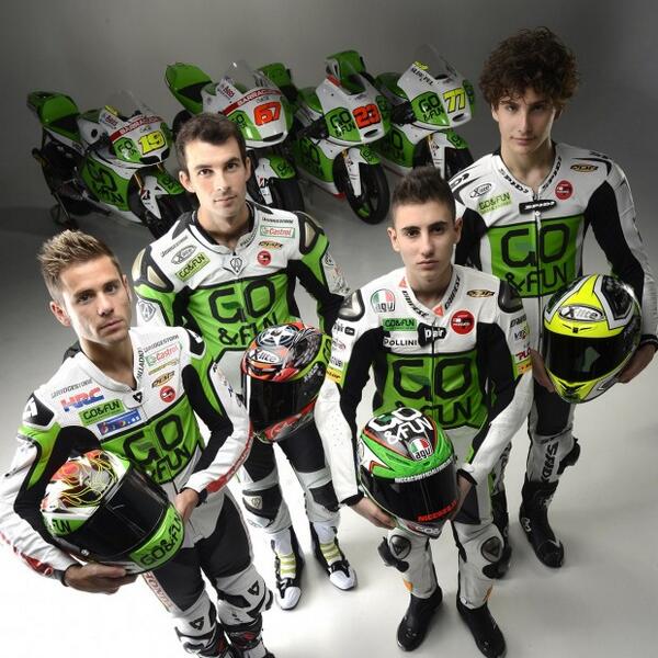 MotoGP's tweet image. And here's another shot of them all kitted out via ‏@GoAndFunDrink #teamgresini