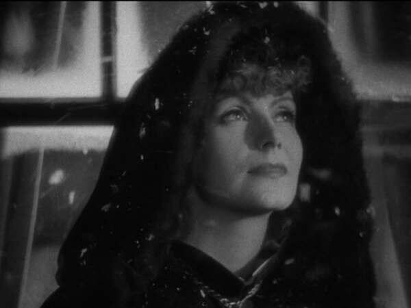 LOS ROSTROS DE ANNA KARENINA. Greta Garbo encarnó al personaje en una película muda (1927) y otra sonora (1935).#cine