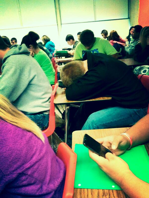 BradleyWentzel's tweet image. That dude @MilesEdmondson knocked the hell out #geometryclass