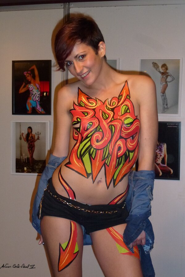 Leyre Blue’s pics and videos