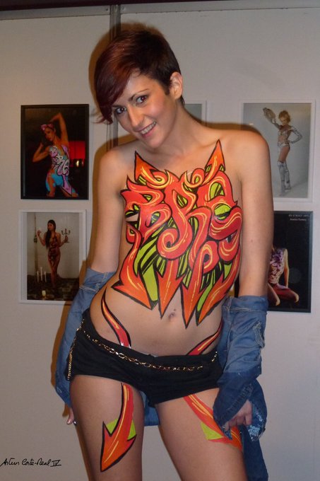 Leyre Blue’s pics and videos