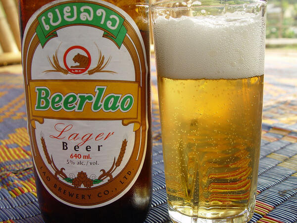 Janneke Visser fietste onlangs door Vietnam en Laos. Kom naar de Wereldfietsbeurs in Bussum voor haar reisreportage.