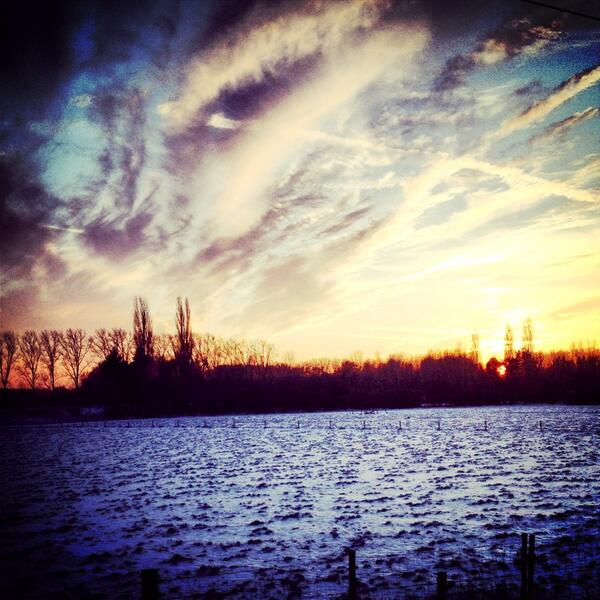 IngeMoerenhout's tweet image. Zie ik daar nu gene #witterook of is dat het oog van God die zag dat het niet zo goed was #conclaaf