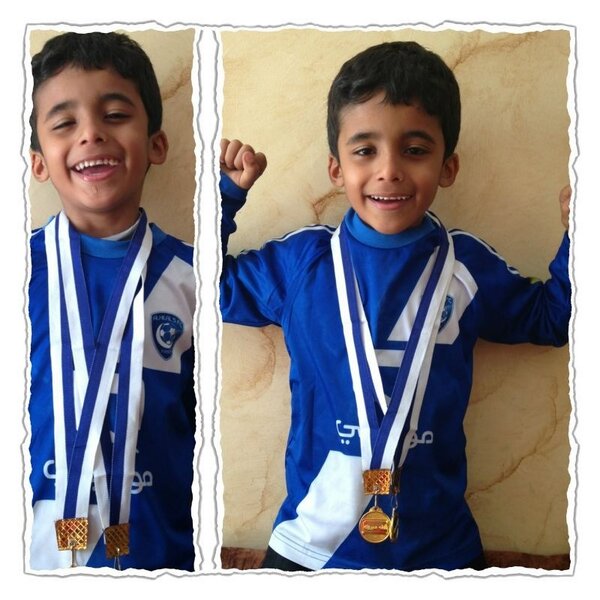 ابن اخي المرحوم الغالي داله الشريهي
(خالد) يحقق ميداليه بكوره القدم بمدرسته ..

رحمك الله يا داله واسكنك فسيح جناته❤