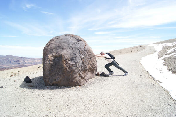 VintageTrade's tweet photo. Climbing Mount Tiede in Tenerife, Spain.  I know there's a cold Albarino waiting for me somewhere... http://t.co/juY5hGmiLf