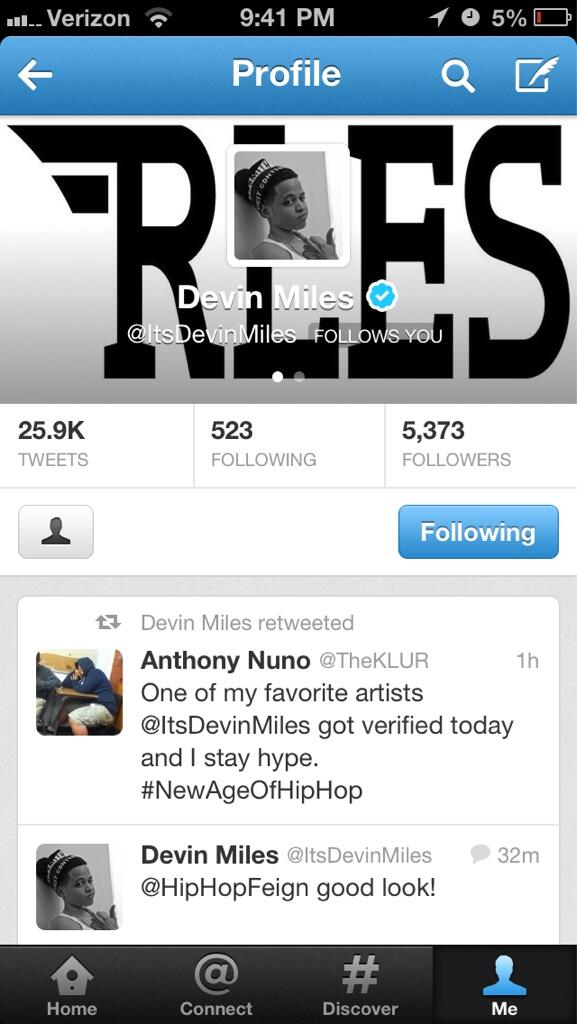 Pacman_412's tweet image. I thought girls throwing pussy at him via my mentions was wild...this nigga @ItsDevinMiles verified now #Outchere