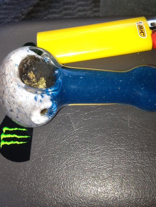 pride_high's tweet image. Having a little weed still left in your bowl when you get back too it&amp;gt;&amp;gt;&amp;gt;