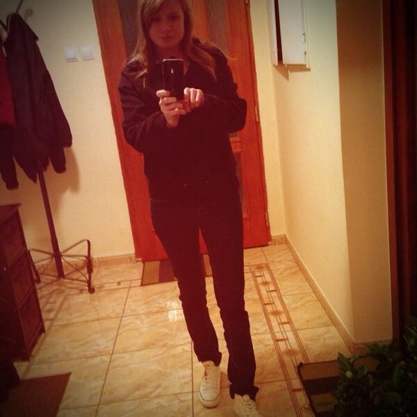 MariaJaxxscon's tweet photo. Ready for school :D http://t.co/nJTPu9kyLB