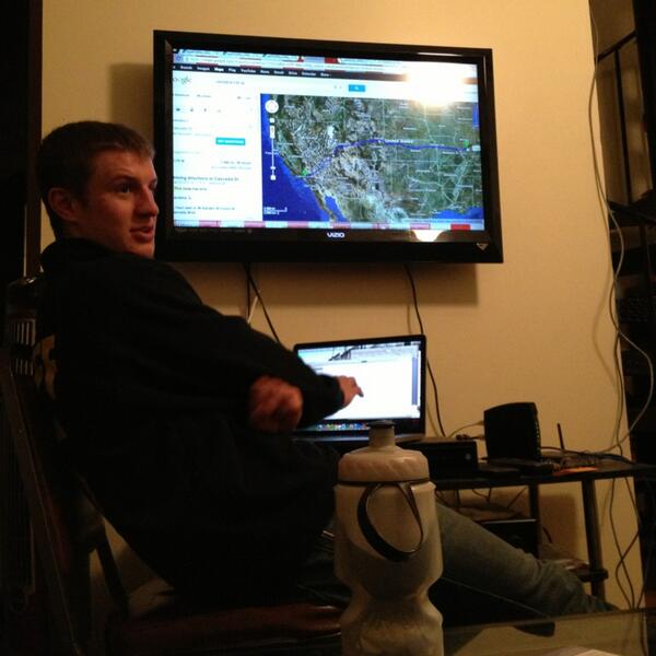 andrewfbell's tweet image. How all great road trips start #blankmap @dan_bell15 @jro