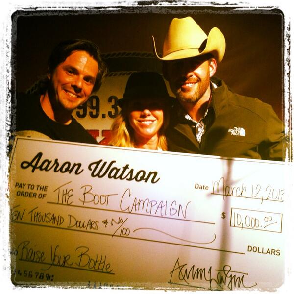BootCampaign's tweet photo. @aaron_watson just donated $10,000 to @bootcampaign! Every penny he's made from #raiseyourbottle! We LOVE him! #FWB http://t.co/jbuNblzsoS