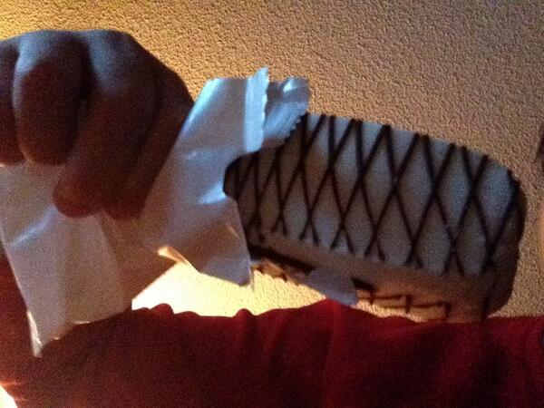 TheQueenBellaT's tweet photo. RT if You love ice cream http://t.co/1pO1Rayn1C