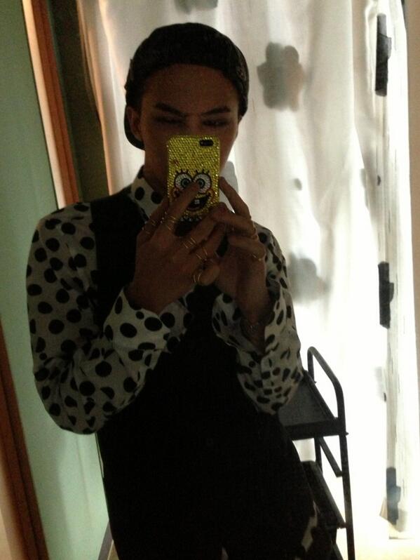 G-DRAGON tweet media