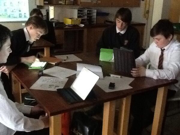 MrsClaydon's tweet photo. Really enjoyed using iPads with Year 9 @Rossett @rossettscience Students use the app that suits them most. #beingr http://t.co/y2LHhnhKWV