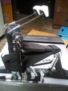 CDSArena's tweet image. For sale yamaha DFP9500C double pedal double drive chain(new). Info lebih lanjut mention or  Pin:32F65B10 @DrumBagus
