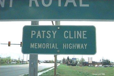 PatsyClineBway's tweet photo. On US 522 south of Winchester, WV, by the Shenandoah Memorial Cemetery, you'll find the Patsy Cline Memorial Highway. http://t.co/lzsS2SbDgS