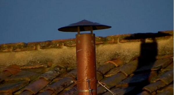 Sistine Chimney  tweet media