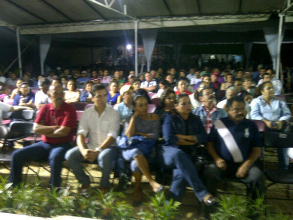jiga54's tweet photo. @PaulCarrillo2 @Eduardo_Ovando_ @RED_CIUDADANA_   Red Ciudadana Delia Alvarado miércoles 13 de marzo 2013 http://t.co/akrL4SMzcA
