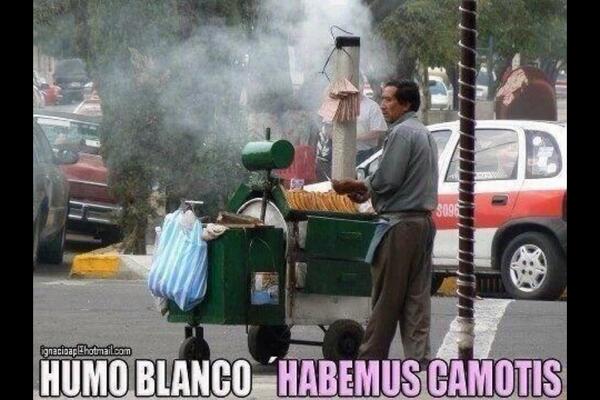 AROBALAVANDERAS's tweet photo. Jajajajajaja #Habemus CAMOTES http://t.co/0hMezHHp9a