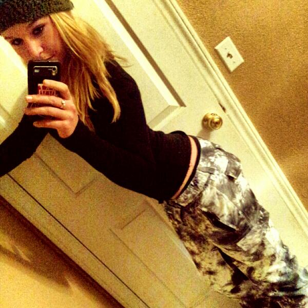 Mad99Marie's tweet photo. Shredd til you cant any longer. http://t.co/VqQDkGe3SP