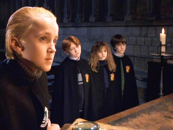 ManuelaSCP's tweet photo. Harry Potter é foda, e não tem que diga ao contrario! *--* # http://t.co/N68RRk7xJM