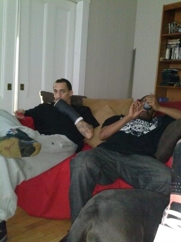 WavyTaz's tweet image. My bro and my cuz weezy... #phonemode