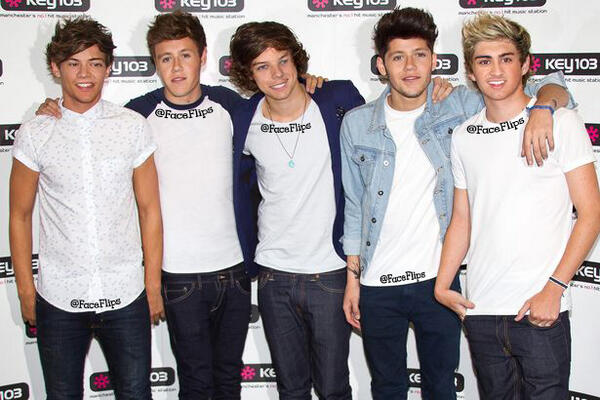 FaceFlips's tweet image. One Direction