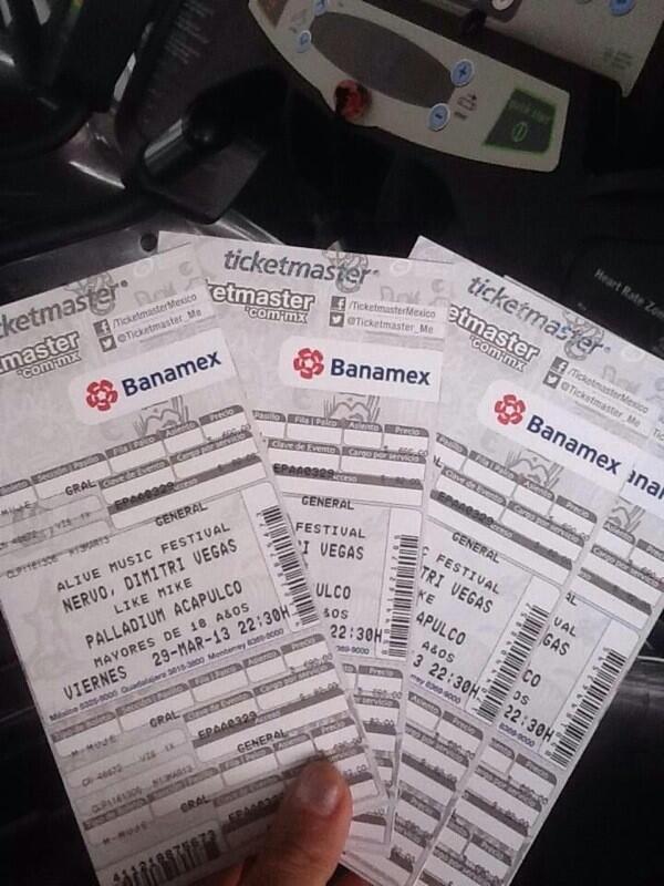 brianrullan's tweet photo. Ya compraron sus boletos para @nervomusic @dimitrivegas @likemike en@Palladium_Aca ? Ellos ya! Barra Libre 10:30/6am http://t.co/FkhASiGblo
