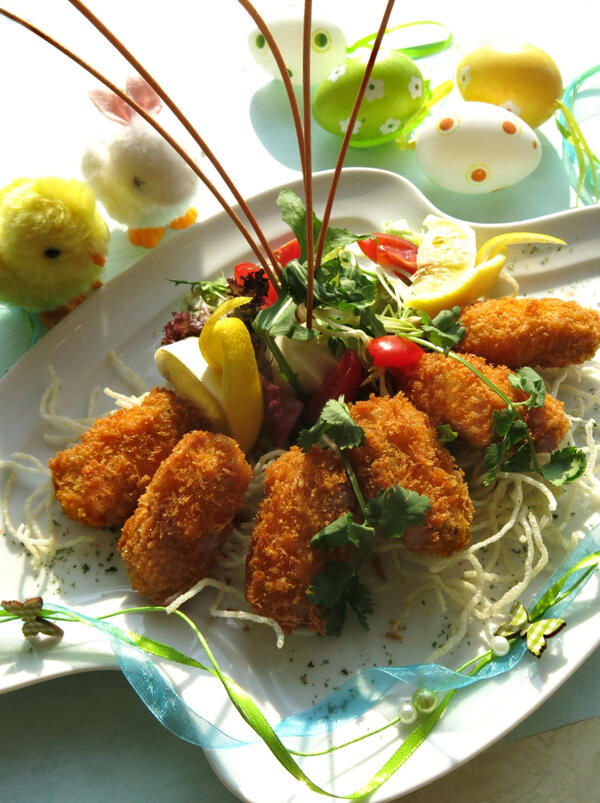 MetroparkCWB's tweet photo. Easter Brunch Buffet on offer! A lovely Festive Gift Pack will be given to every kid!http://t.co/ck4Xj0mNrI http://t.co/HCGY6Kk0D7