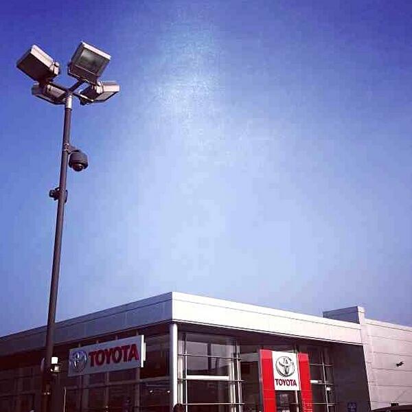 ToyotaWorldBham's tweet photo. Beautiful blue skies here at #toyotaworld #Birmingham http://t.co/vuH1dip6pY