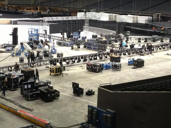 Cadence_Live's tweet photo. More behind the scenes photos as set up proceeds! http://t.co/RJjq23DKOI
